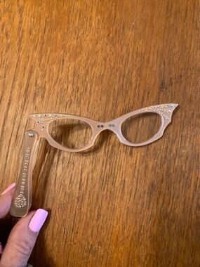 Rhinestone Cat-Eye Lorgnette Glasses in Light Pink